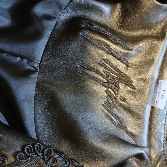 Fabulous detailed jacket - Picture 6 of 6